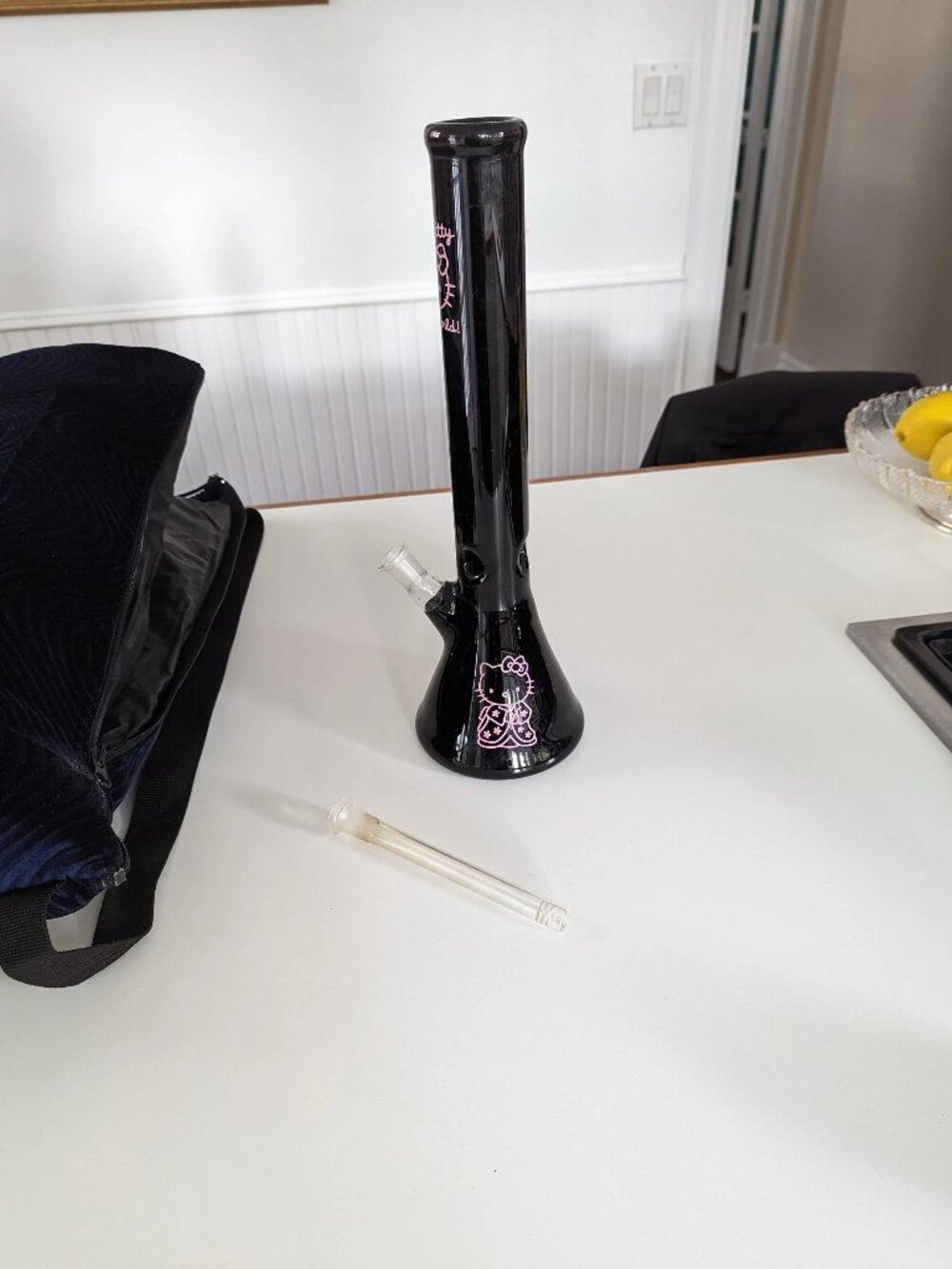 Hello Kitty Pink Black Glass 16" Water Pipe with Blue Velvet Cushion Carry